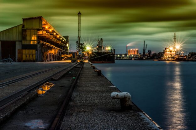 comprar recambios para maquinas portuarias online-NOCHE